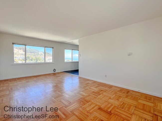 Building Photo - 331 Campbell Ave