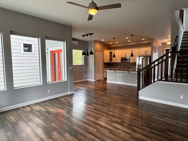 Building Photo - 6771 Larsh Dr