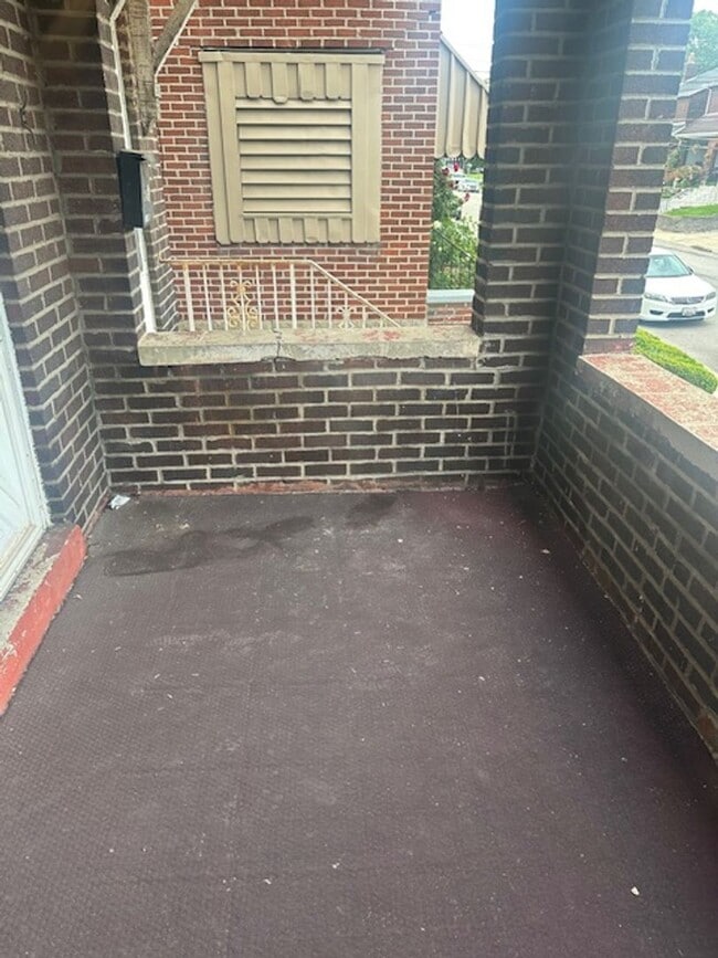 Building Photo - Cute Two Bedroom in Oakland!