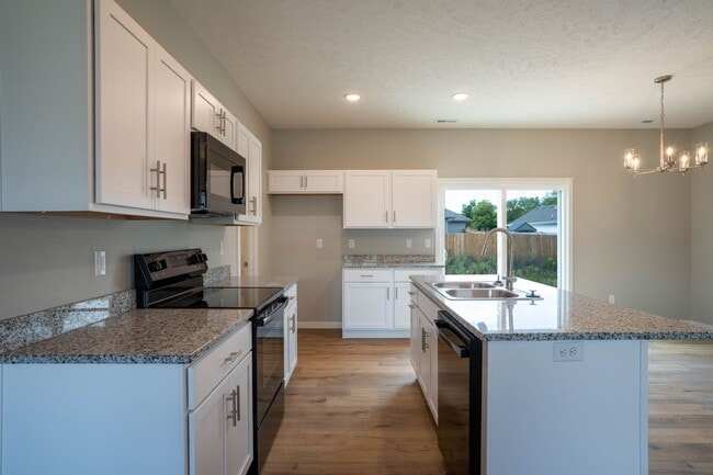 Building Photo - Brand new 3 bedroom home - Mt.Vernon