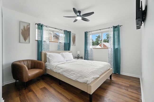 Building Photo - 2295 Deblin Dr