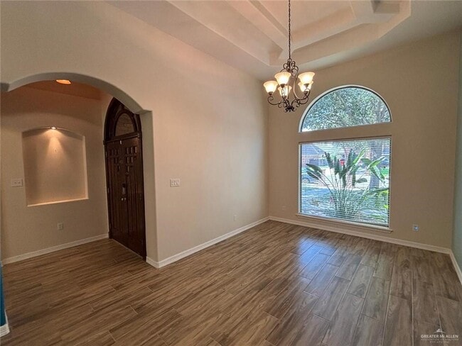 Building Photo - 2304 Brazos Ave