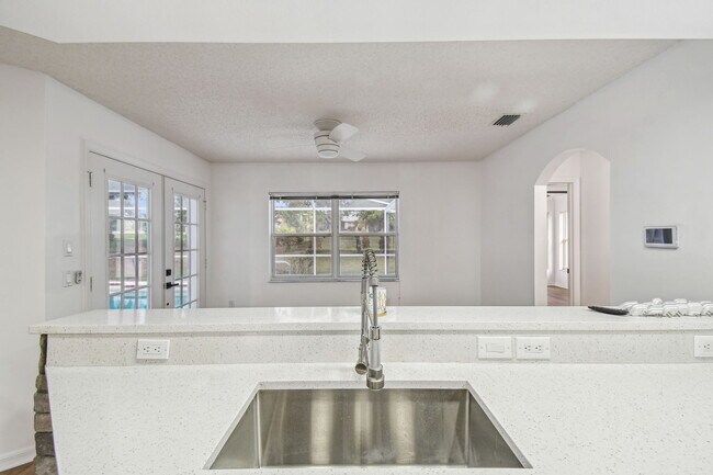 Building Photo - 9286 Butler Blvd