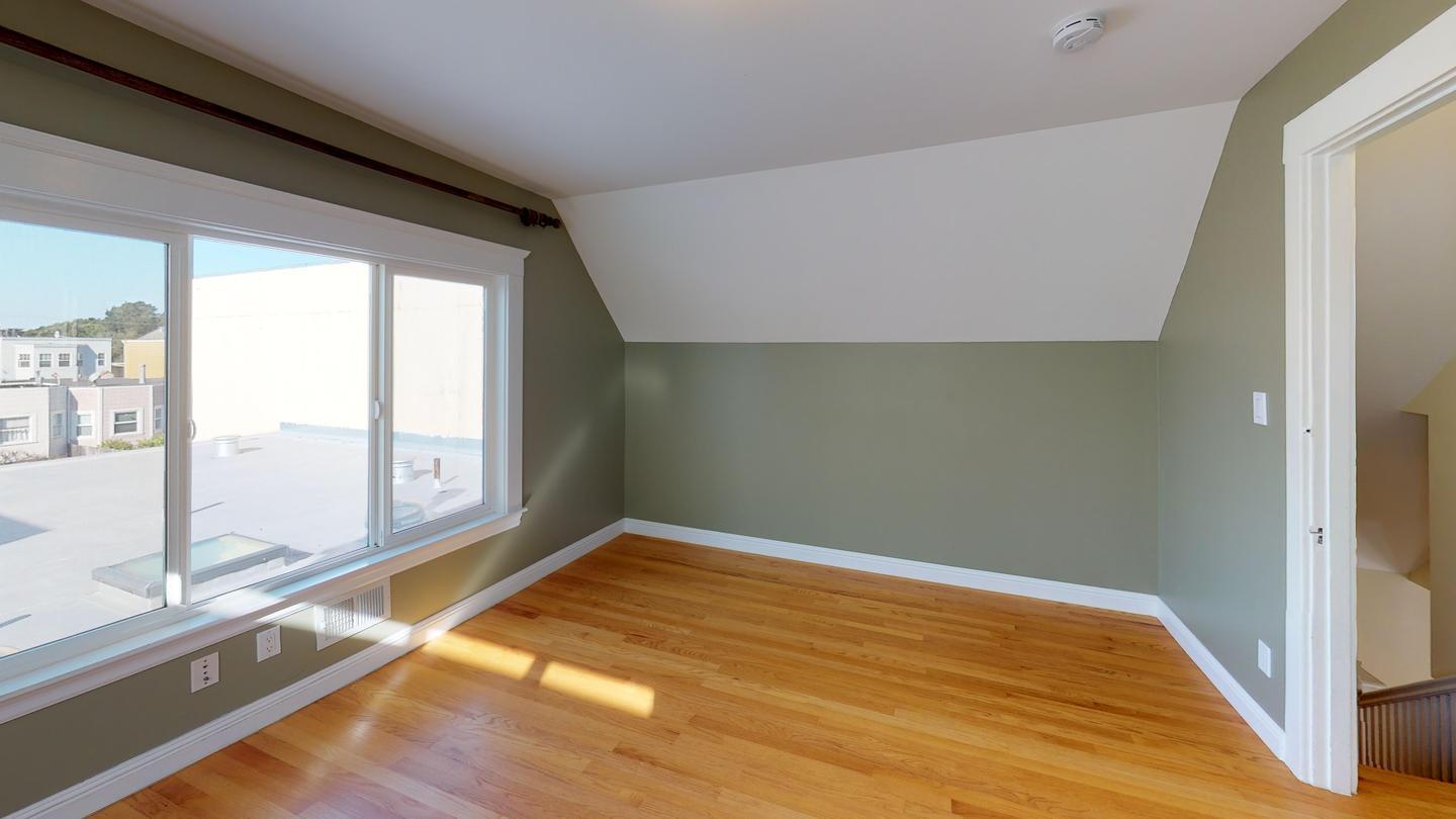 Building Photo - 1235 24th Ave