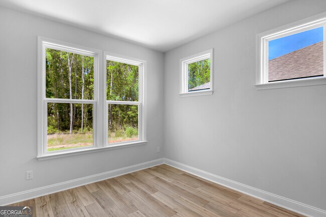 Building Photo - 267 Dendron Dr