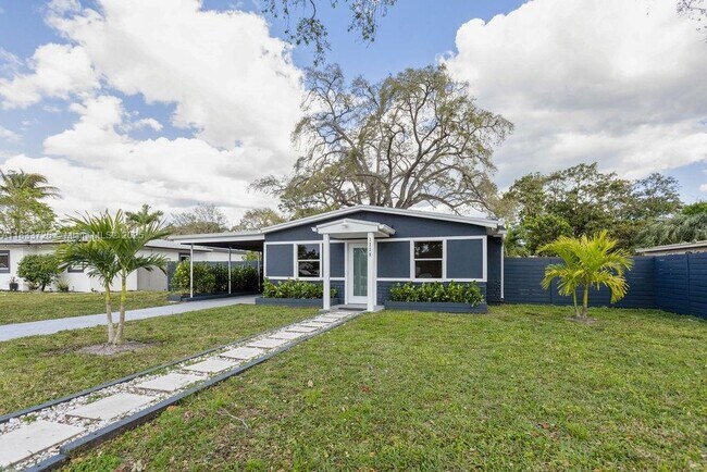 Building Photo - 1230 NW 7th Ave