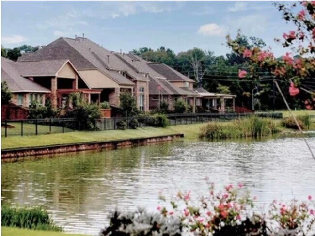 Building Photo - 25330 Fallen Acorn Ct