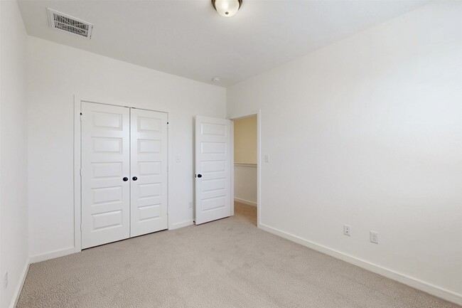 Building Photo - 1209 Dorothy Ln