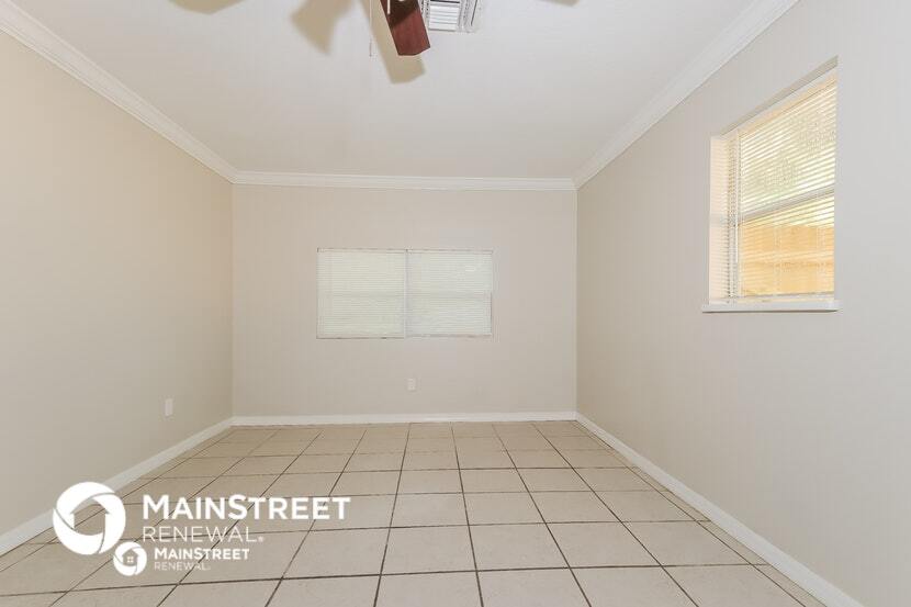 Building Photo - 6802 Santa Clara Blvd