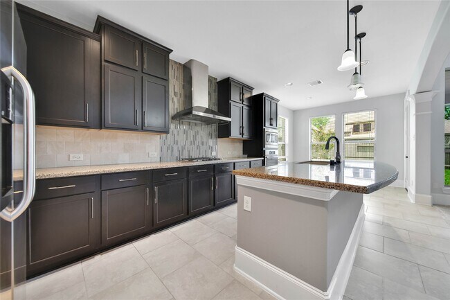 Building Photo - 17506 Mineral Bluff Ln