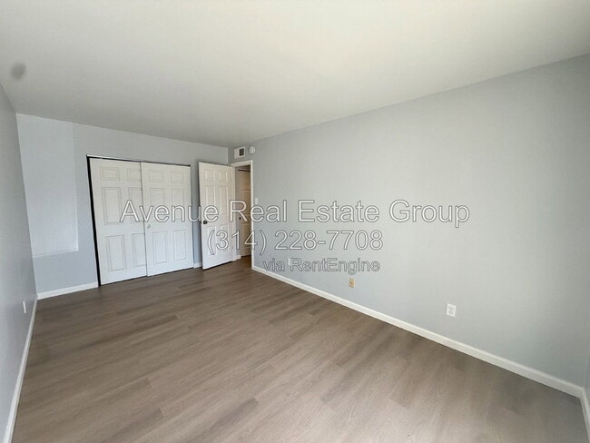Building Photo - 1674 Blue Ridge Dr