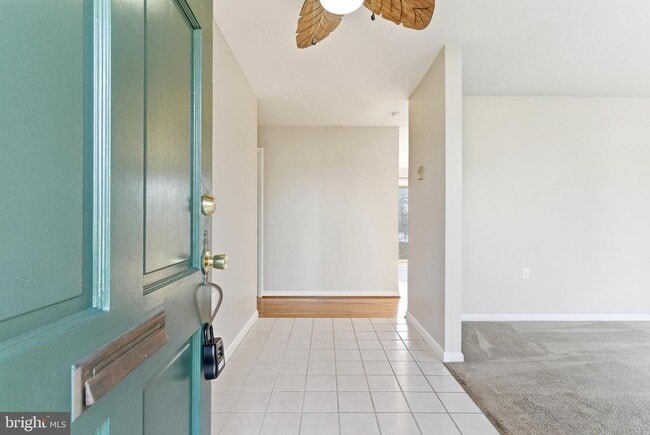 Building Photo - 413 Briarmont Dr