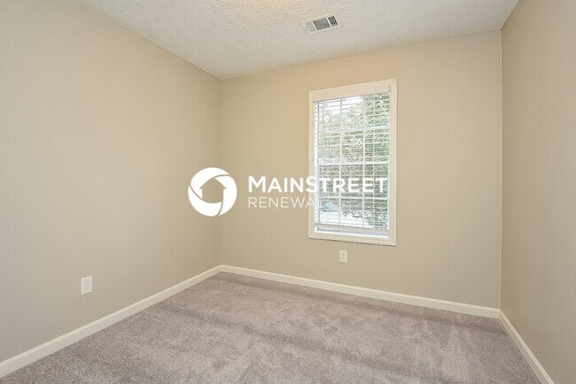 Building Photo - 4 Bedroom Pet-Friendly Home in SNELLVILLE, GA with Main Street Renewal