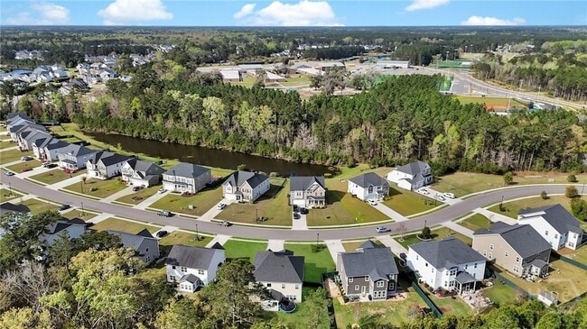 Building Photo - 2980 Kingswood Dr
