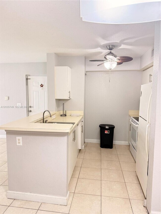 Building Photo - 15410 SW 284th St