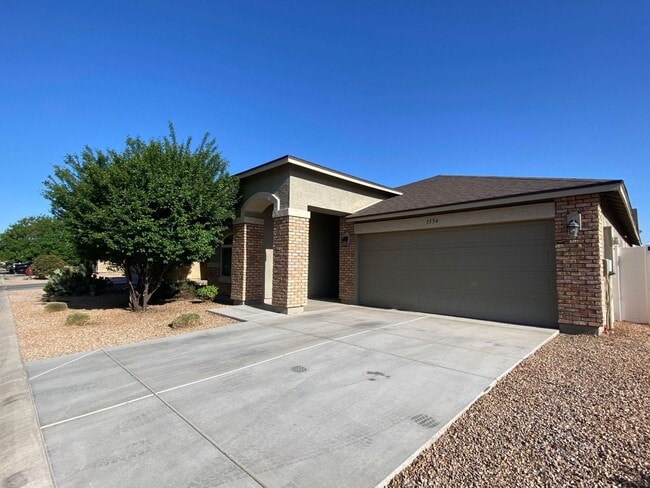 Building Photo - 1554 Verado Dr