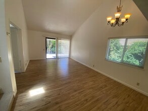 Building Photo - $3,195 - BEAUTIFULLY TWO BEDROOM TOWN HOME...