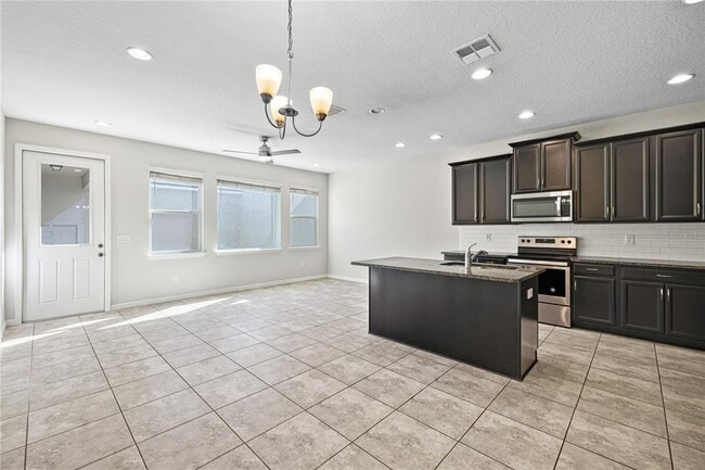 Building Photo - 8019 Glenlloyd Ave