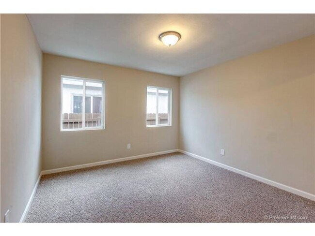 Building Photo - YOUR NEW HOME - IMPERIAL BEACH 3 bed / 2 bath Minutes to the beach!!