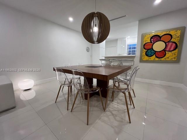 Building Photo - 1125 99th St