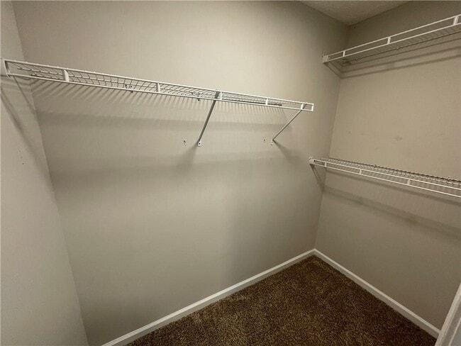 Building Photo - 4401 Dickens Ct NW