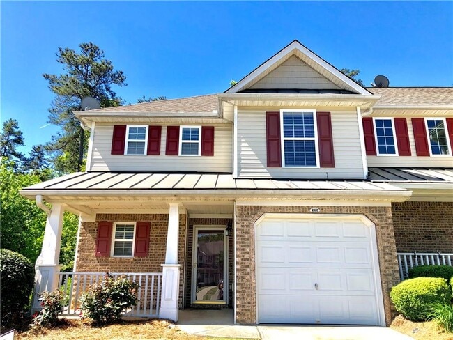 Primary Photo - 260 Fox Creek Blvd