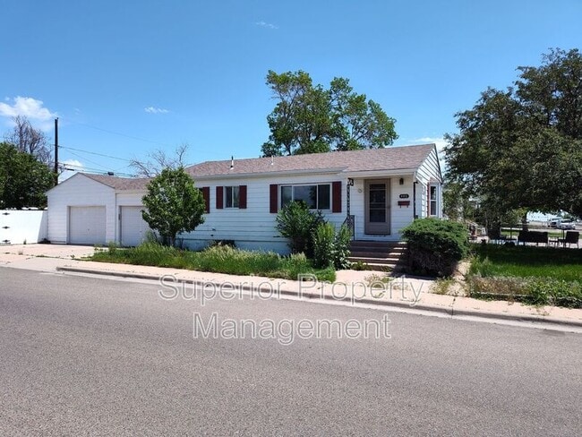 Primary Photo - 803 Hot Springs Ave