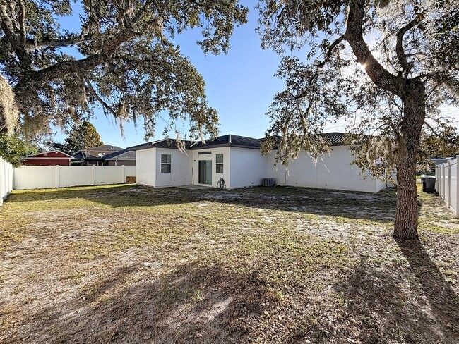 Building Photo - 1843 Manitoba Ct