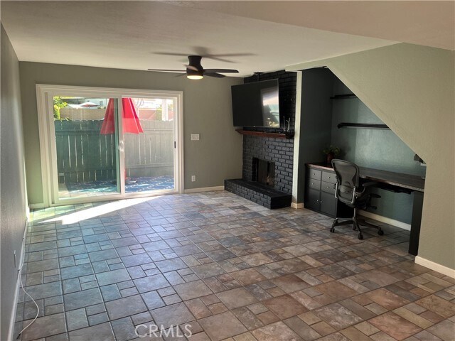 Building Photo - 5307 N Barranca Ave