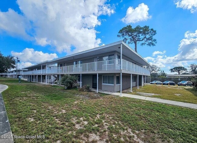 Primary Photo - 800 N Fiske Blvd