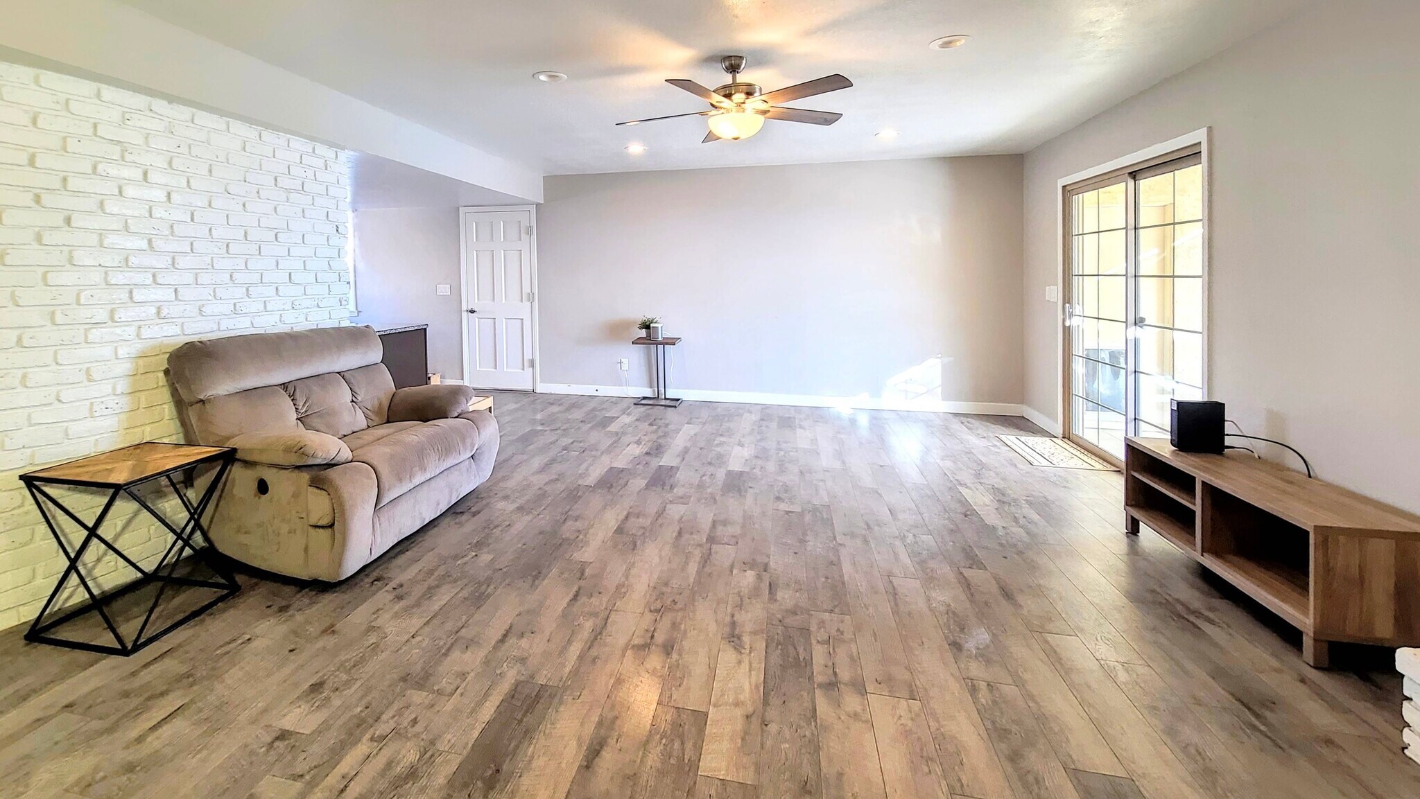 Building Photo - 3767 Kicking Horse Dr