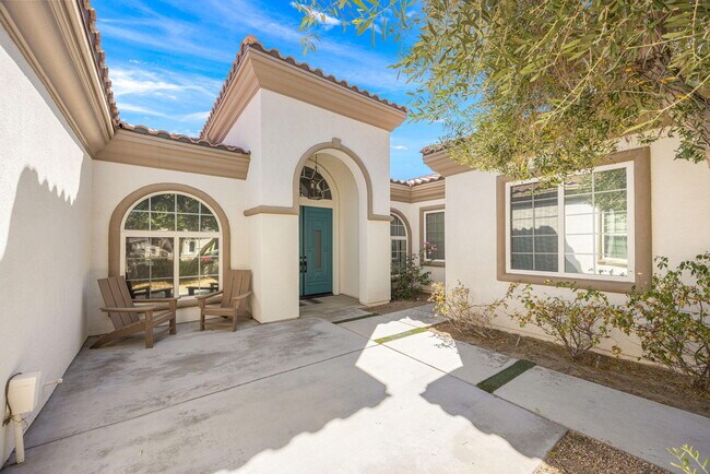 Building Photo - 49392 Hohokam River St