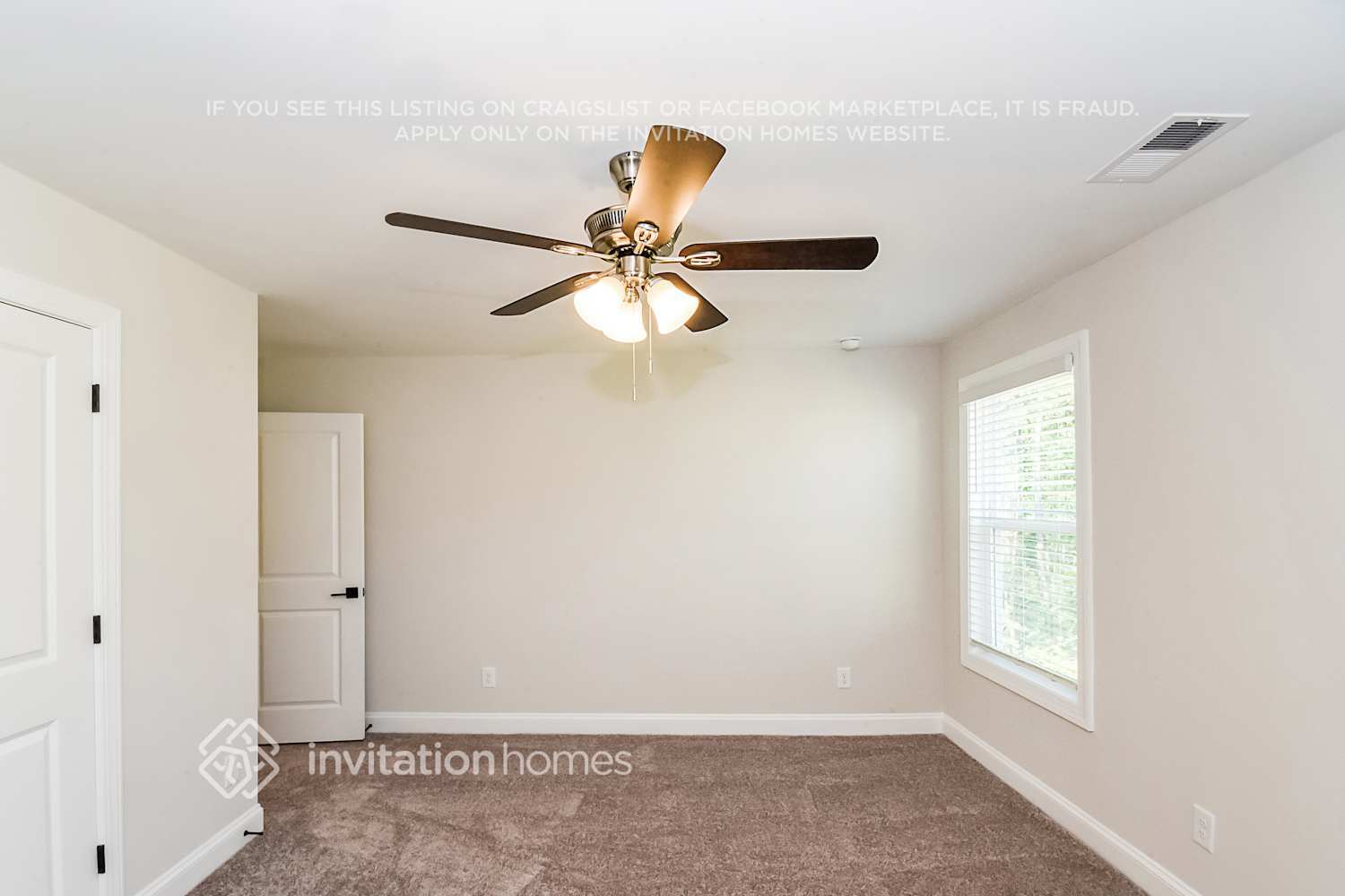 Building Photo - 411 Azalea Gaze Dr