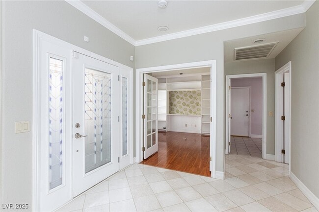 Building Photo - 8949 Diamond Falls Dr