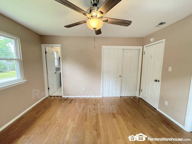Building Photo - 5736 Avalon Woods Dr