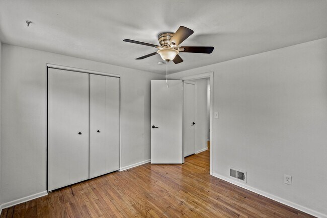 Building Photo - AVAILABLE AUGUST 1ST!! Gorgeous 3 BEDROOM ...