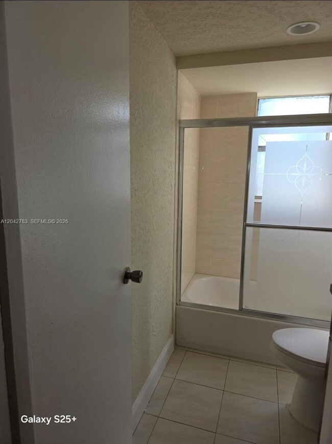 Building Photo - 1800 SW 81st Ave