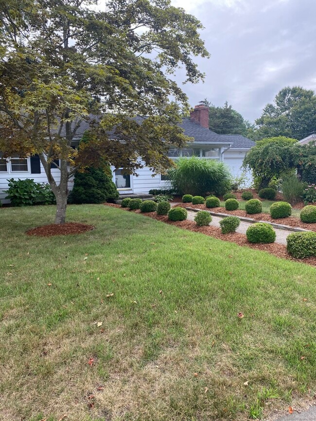 Building Photo - 25 Fenwood Rd