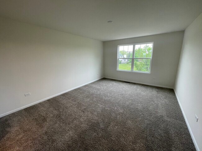 Building Photo - 12640 S Talbot Cir