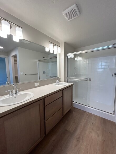 Building Photo - 3796 N Anselmo Way