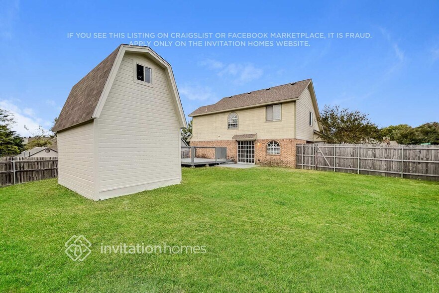 Building Photo - 164 Westwood Dr