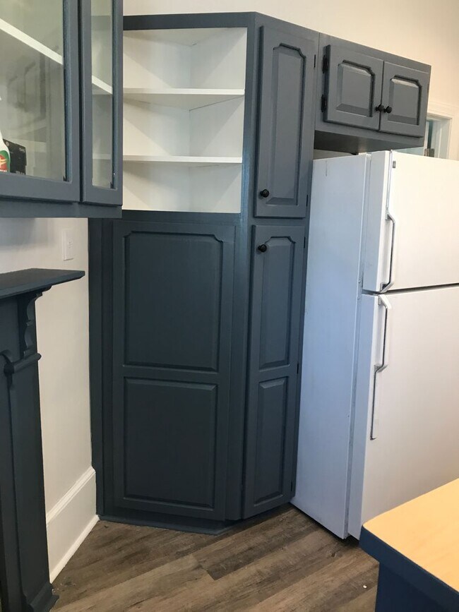 Building Photo - 1001 S 8th St