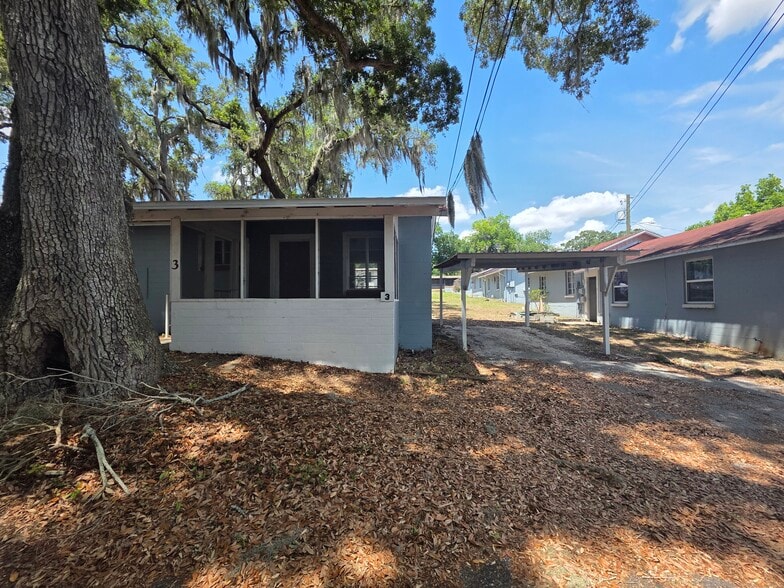 Building Photo - 5011 SE 29th St
