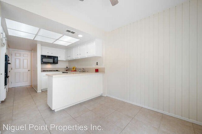 Building Photo - 2 br, 1.5 bath House - 30747 Calle Chueca