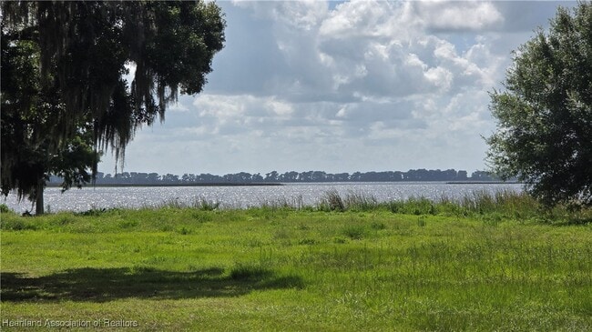 Building Photo - 44 Crawford Dr