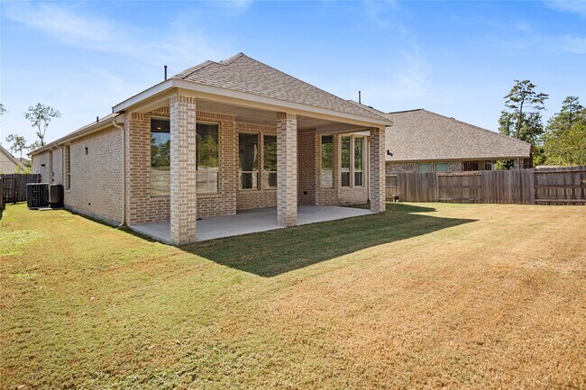 Building Photo - 17127 Crimson Crest Dr