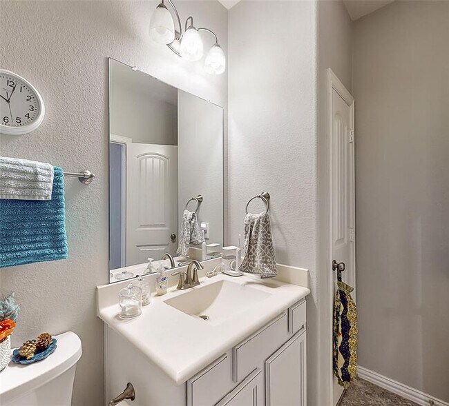 Building Photo - 907 S Chamfer Way