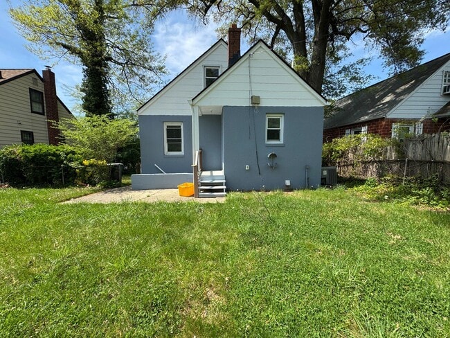 Building Photo - 9405 Rhode Island Ave