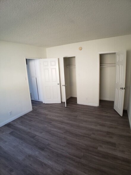 Building Photo - 5433 Sepulveda Blvd