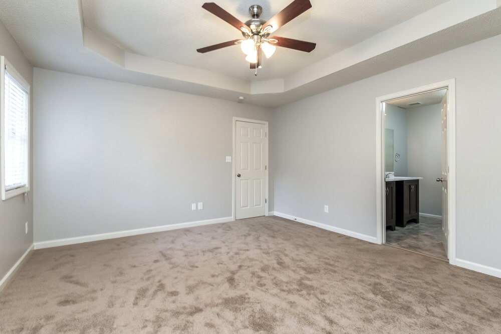 Building Photo - 2663 Candler Dr